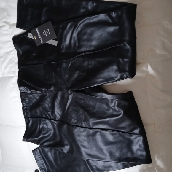 Black Faux Leather Leggings Zac & Rachel Medium - Picture 2 of 8